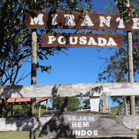 Pousada Mirante Bueno Brandão Exteriör bild